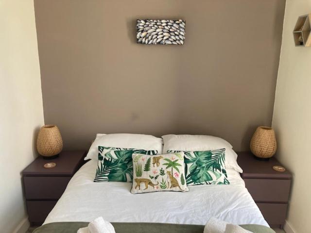 The Salt Box- Lovely Refurbished Annexe, Free Parking, Walk To Porth Beach. Saint Columb Minor Zewnętrze zdjęcie