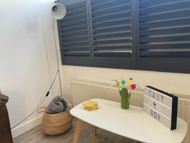 The Salt Box- Lovely Refurbished Annexe, Free Parking, Walk To Porth Beach. Saint Columb Minor Zewnętrze zdjęcie